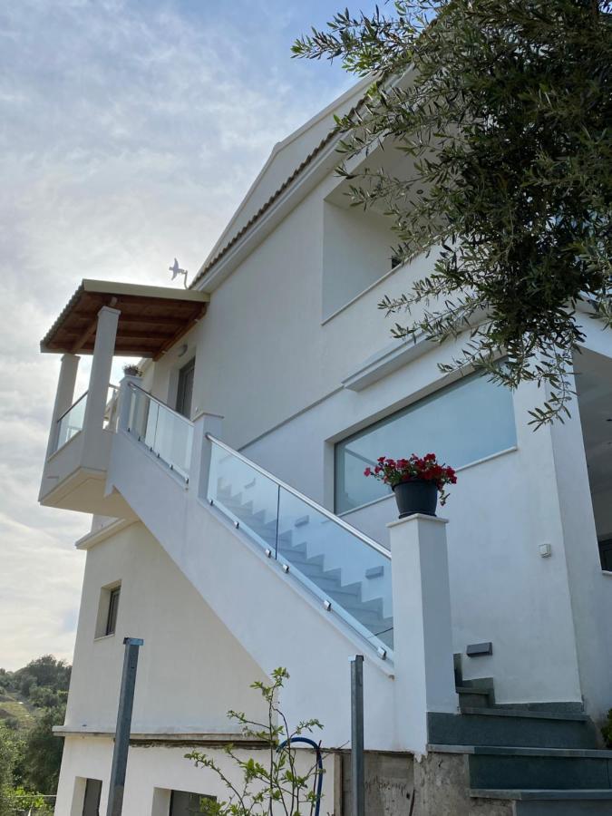 Вилла Marianna'S House Kouramaditika Экстерьер фото